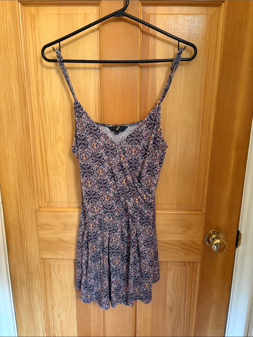 Sleeveless Floral Print Romper in Navy and Peach